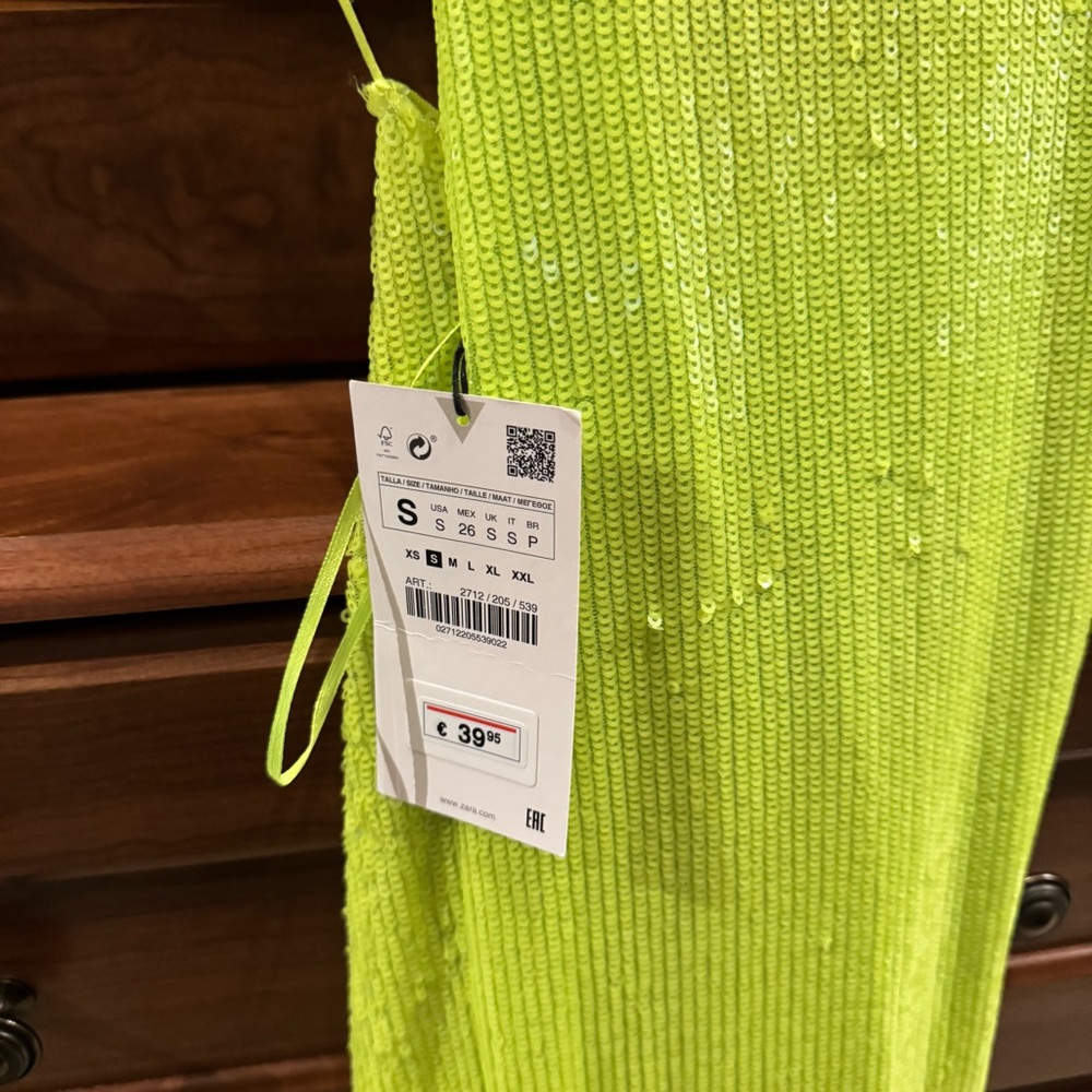 Zara Vibrant Neon Green Backless Dress - Picture 2 of 2